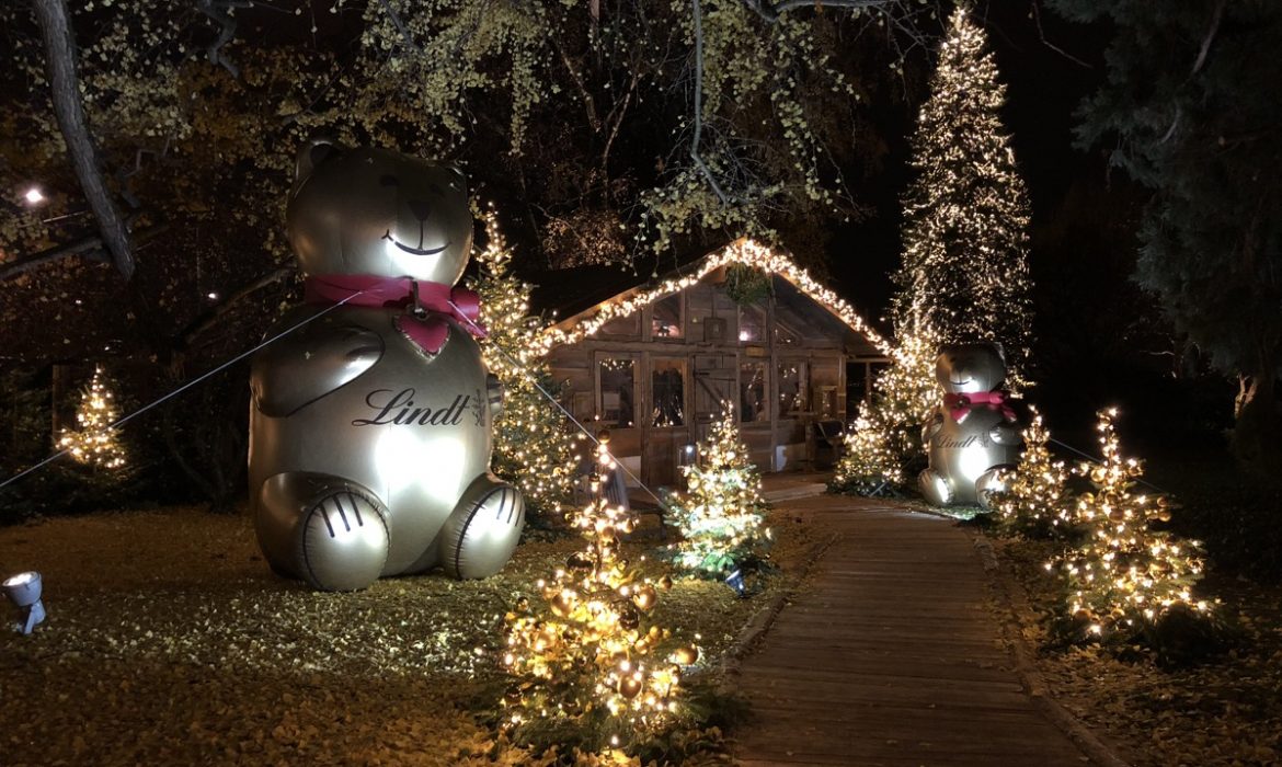 Giant Lindt bear, Christmas house and tree at Baur au Lac, Zurich